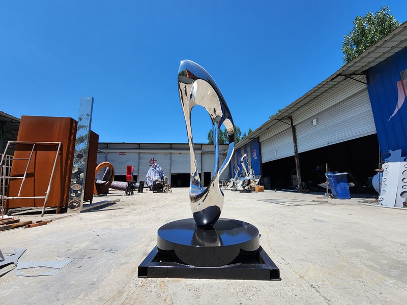 Modern Stainless Steel Abstract Polished Sculptures for Garde