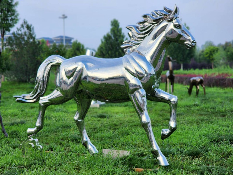 Majesty Modern Horse Statue Stainless Steel Decor Manufacturer