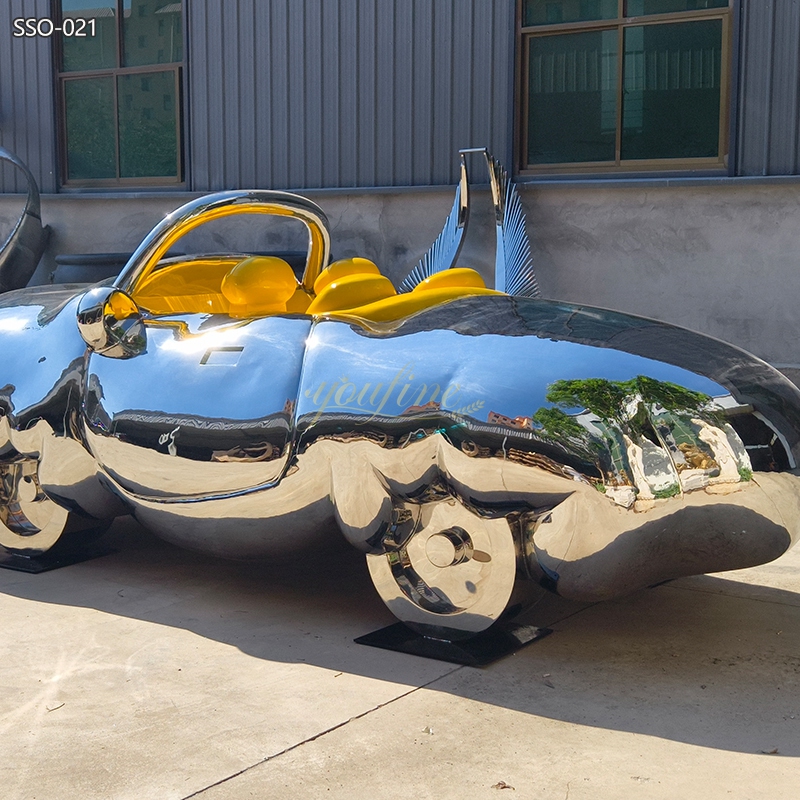 Chubby Cloud-Like Metal Car Sculpture