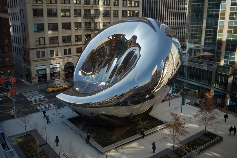 Super Large Stainless Steel Mirror Sculpture in the City Square 