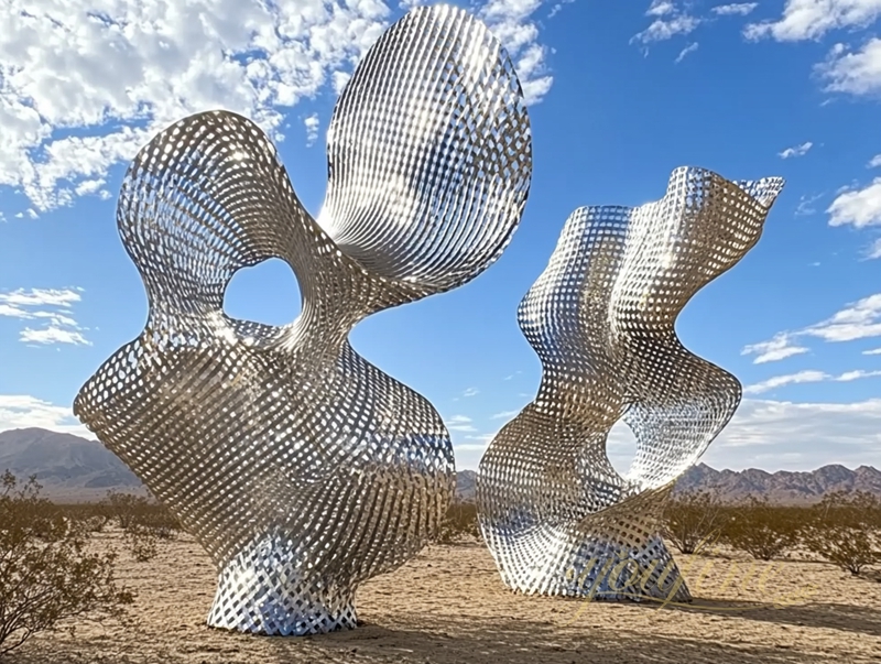 Stainless steel sculpture in the desert 