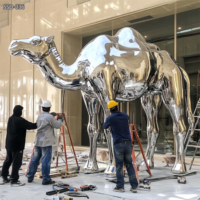 Mirror Polished Stainless Steel Camel Sculpture