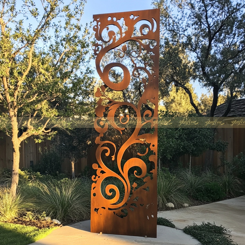 Silhouette Garden Art