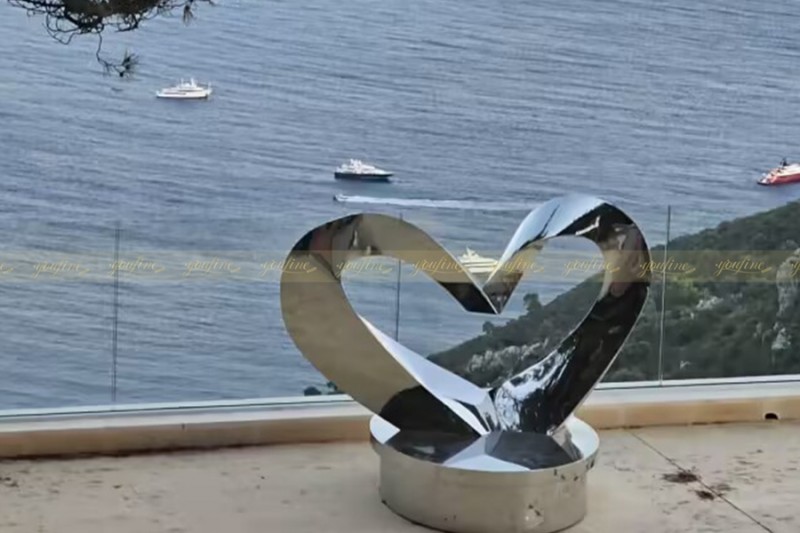 Heart Sculpture for seaside