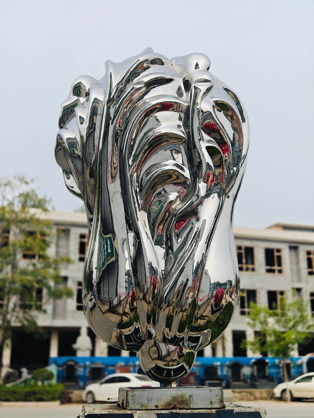 Large Outdoor stainless steel Cabbage Sculpture