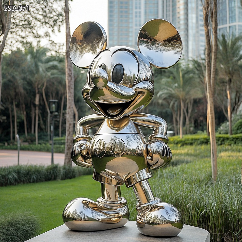 stainless steel Mickey Mouse Outdoor Statue